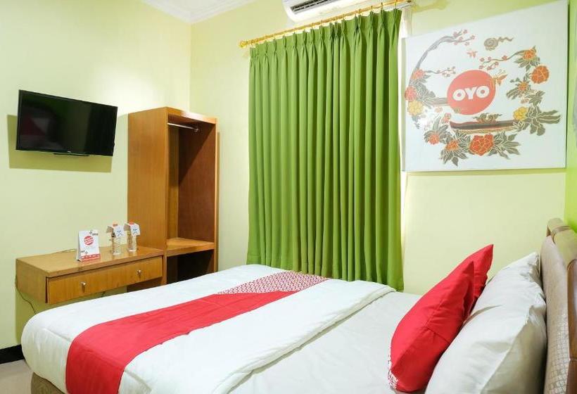 فندق Ndalem Mantrijeron