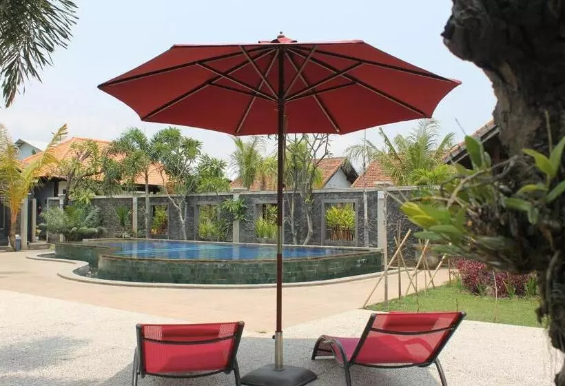 ホテル Prabhu Suites