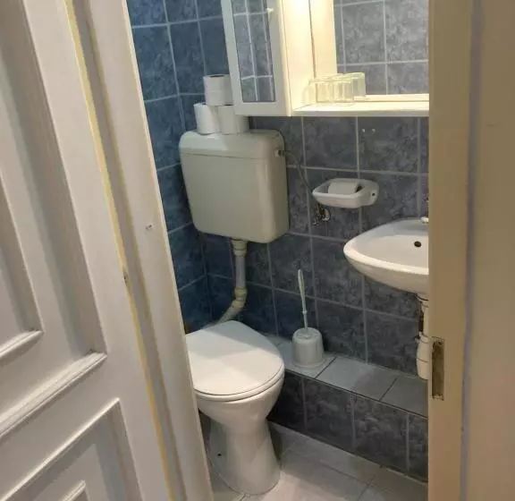 هتل Retro Panzió