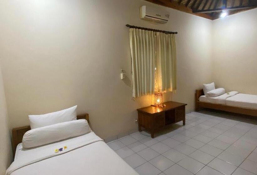 New Starlight Hotel Lovina