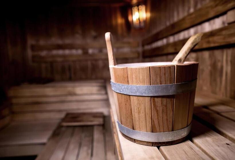 Szent Orbán Erdei Wellness Hotel és Residence