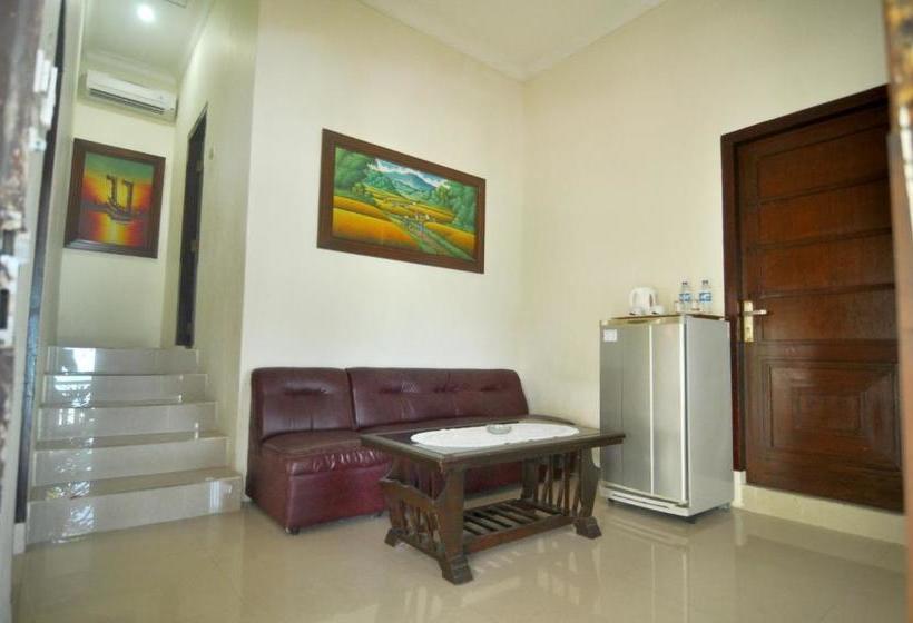 Szálloda Tanjung Pesona Beach Resort & Spa