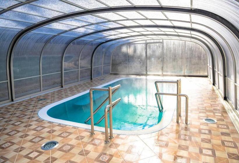 Отель Thermal Panzió Igal