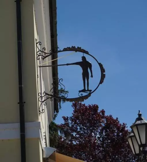 ホテル Toldi Fogadó