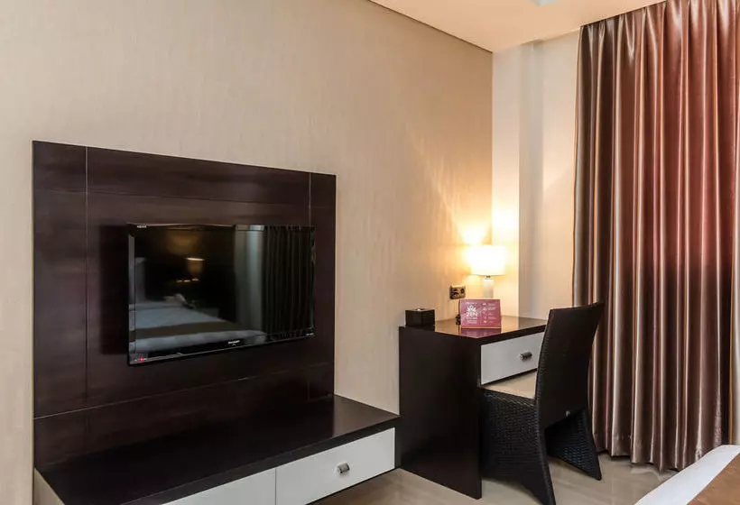 ホテル Zenrooms Denpasar Marlboro