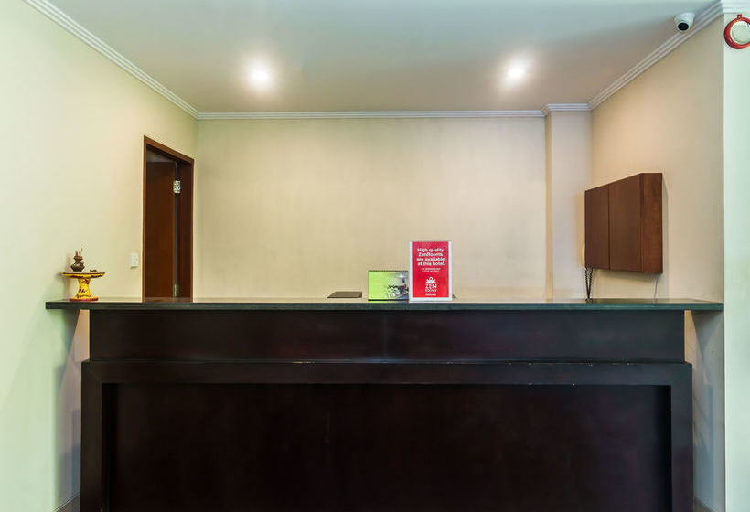 ホテル Zenrooms Sanur Tamblingan