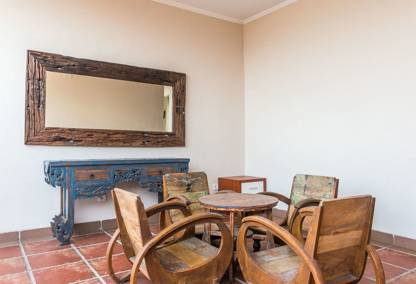 ホテル Zenrooms Sanur Tamblingan