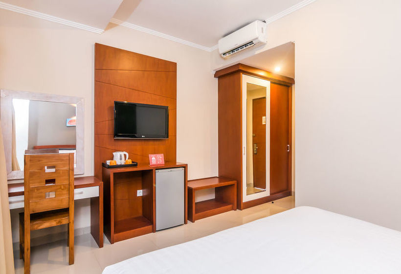 ホテル Zenrooms Sanur Tamblingan