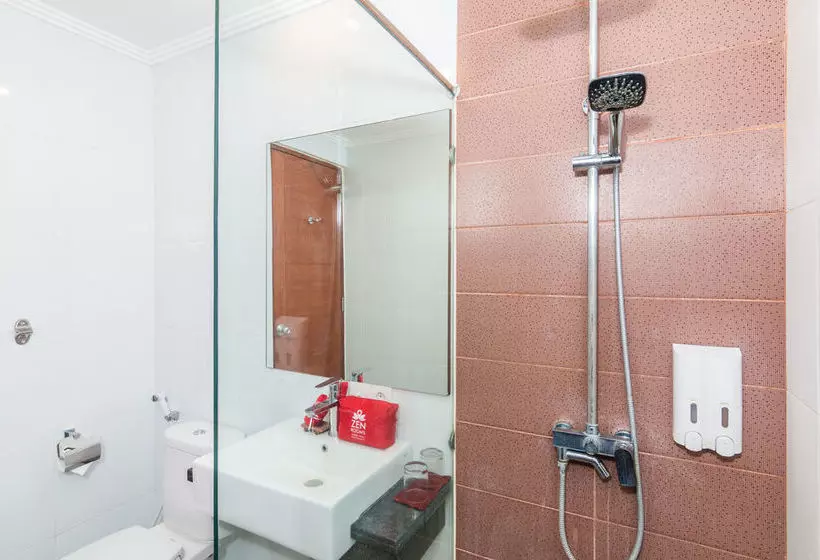 ホテル Zenrooms Sanur Tamblingan