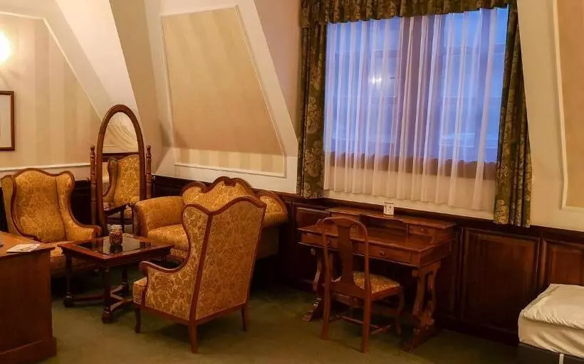 Kastélyhotel Sasvár Resort