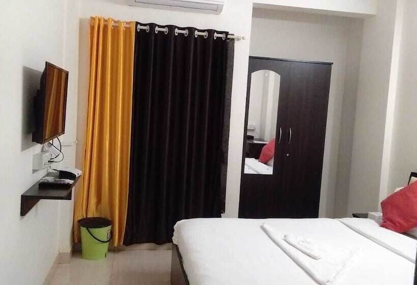 Отель United Corporate Home Thane