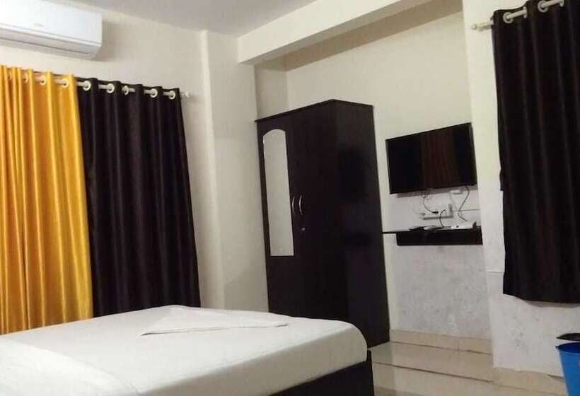 Отель United Corporate Home Thane