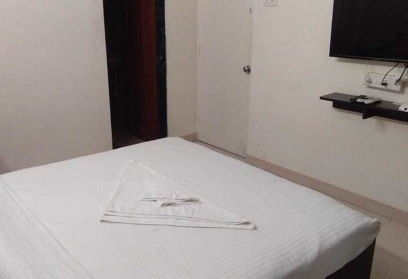 Отель United Corporate Home Thane