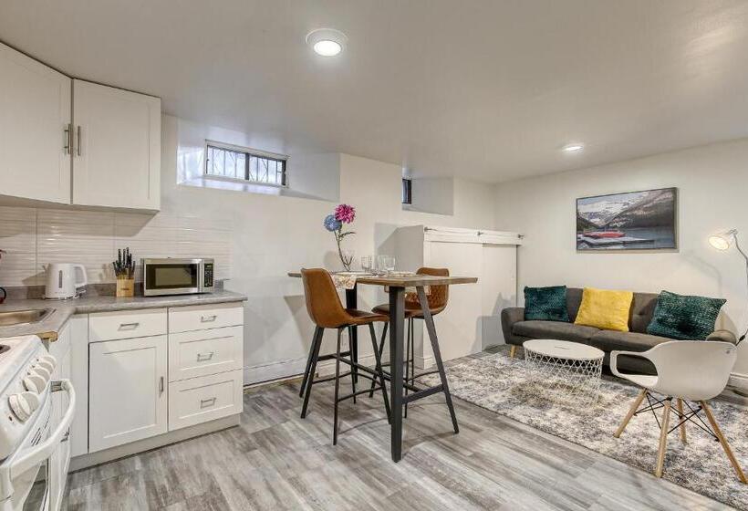 هتل Niagara Suites