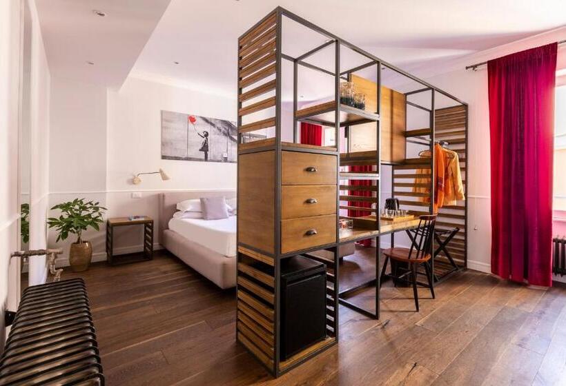 פנסיון Alla Corte Guest House