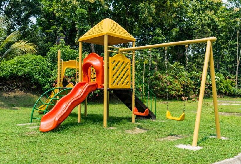 Water Garden Resort & Spa