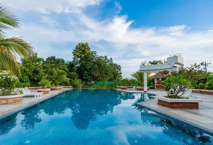 Water Garden Resort & Spa