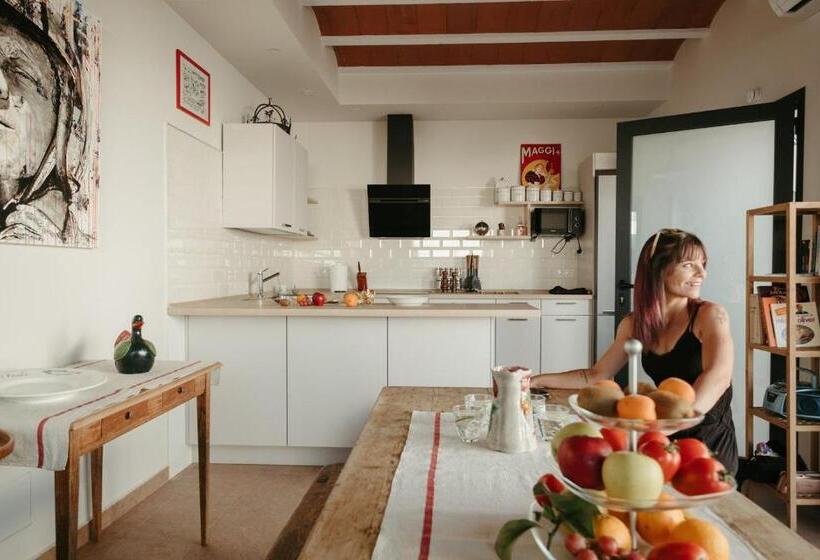 تختخواب و صبحانه Casa Victoire Ayamonte