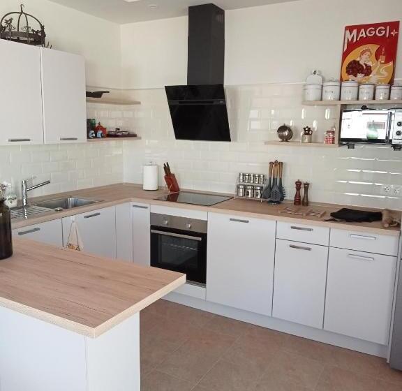 تختخواب و صبحانه Casa Victoire Ayamonte