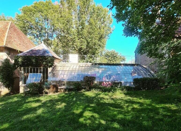 Bed and Breakfast Domaine Des Forges De La Vache