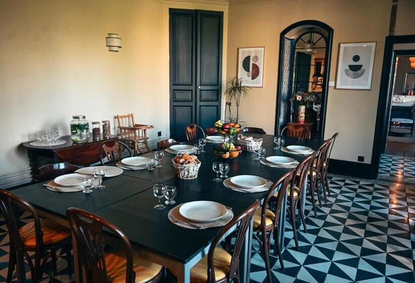 Bed and Breakfast Domaine Des Forges De La Vache