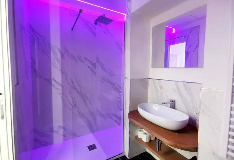 تختخواب و صبحانه Navona Central Relais