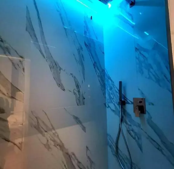 تختخواب و صبحانه Navona Central Relais