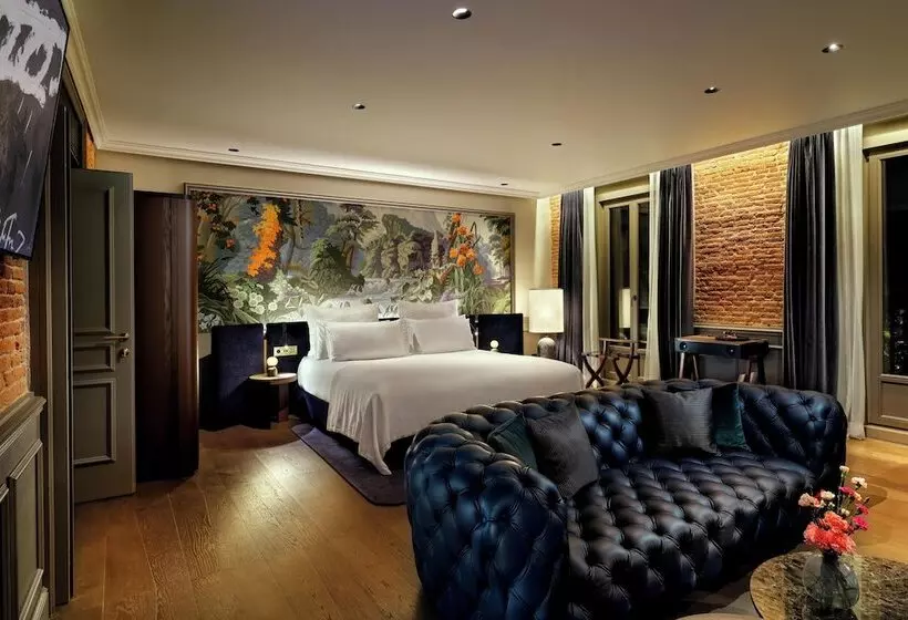 Casa Faraona Luxury Residences