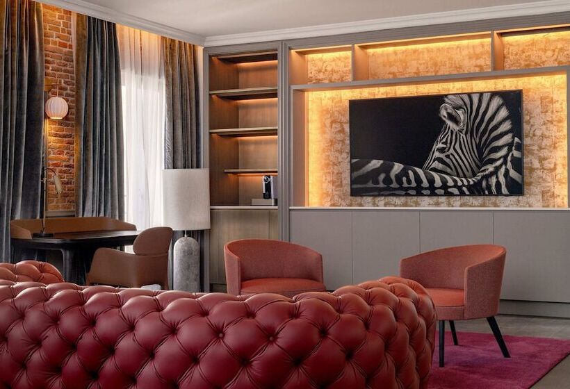 Casa Faraona Luxury Residences