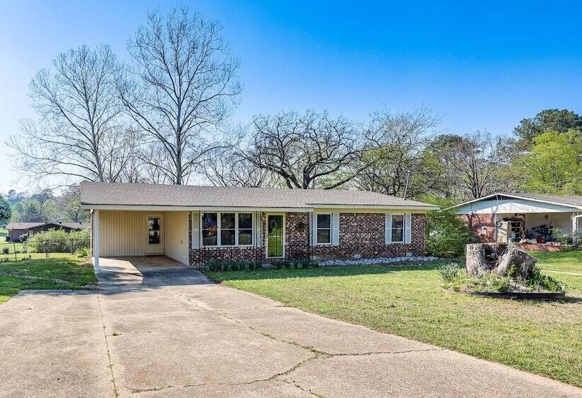 Charming Hot Springs Home Near Lake Hamilton!