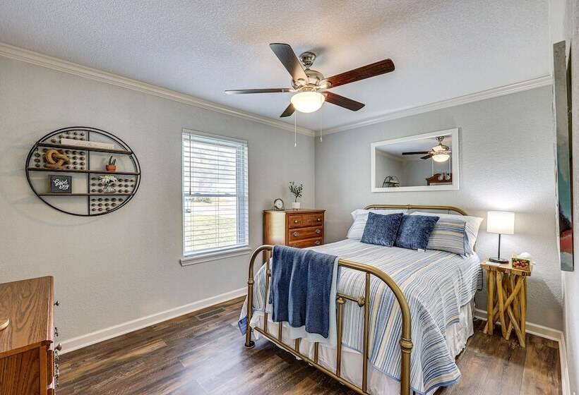 Charming Hot Springs Home Near Lake Hamilton!