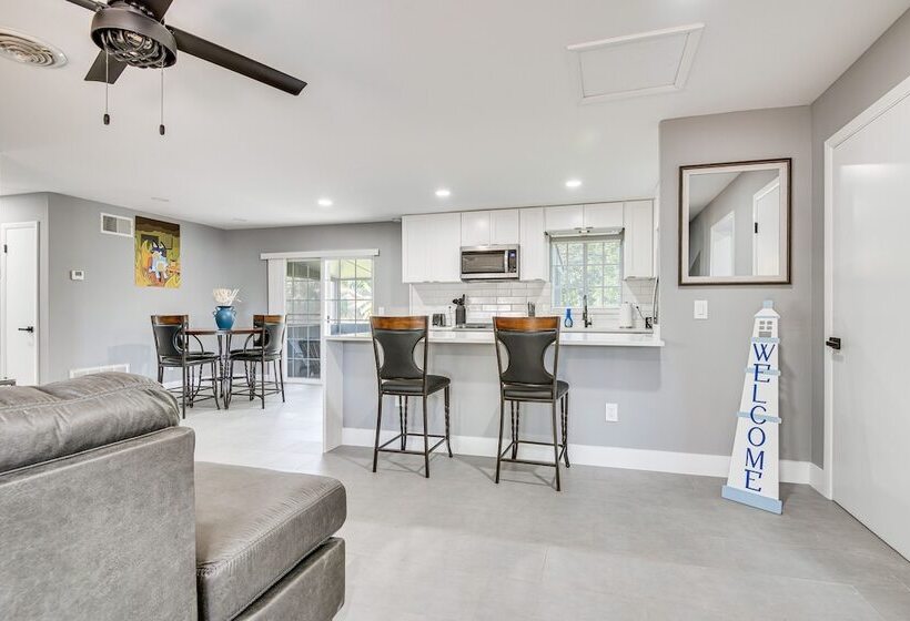 Cocoa Home W/ Large Yard: 3 Mi To Indian River!