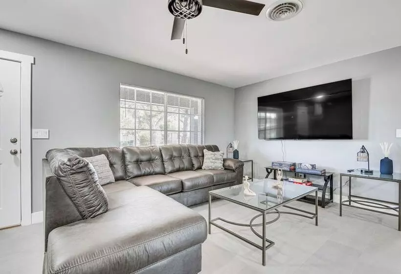 Cocoa Home W/ Large Yard: 3 Mi To Indian River!