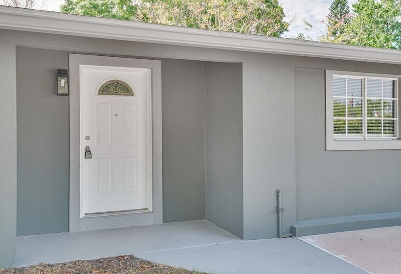 Cocoa Home W/ Large Yard: 3 Mi To Indian River!