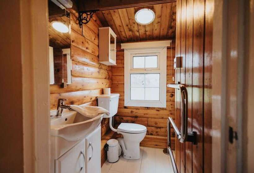 Cozy Hideway In Rural Mid Wales