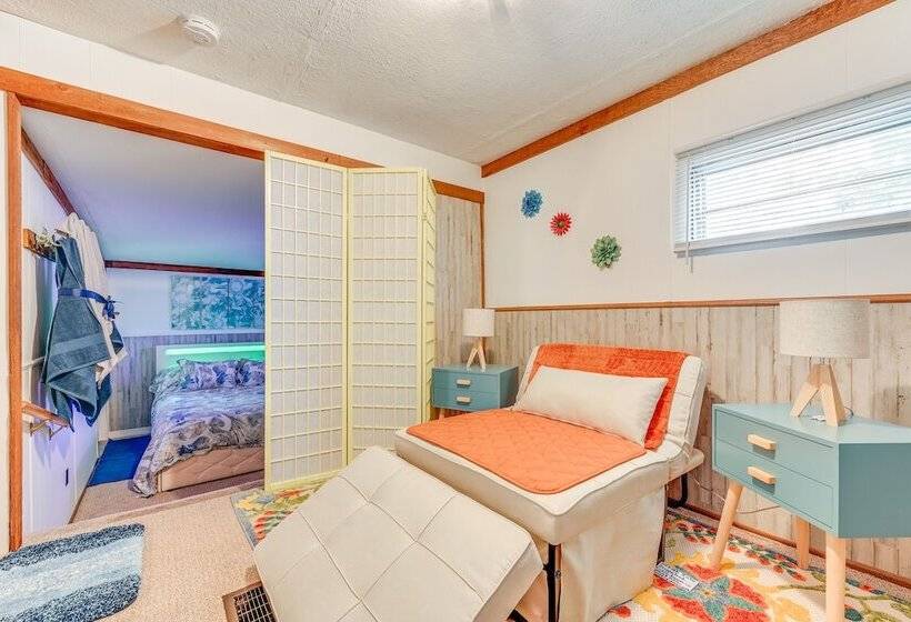 Eclectic Tarpon Springs Home: Bayou Across Street!