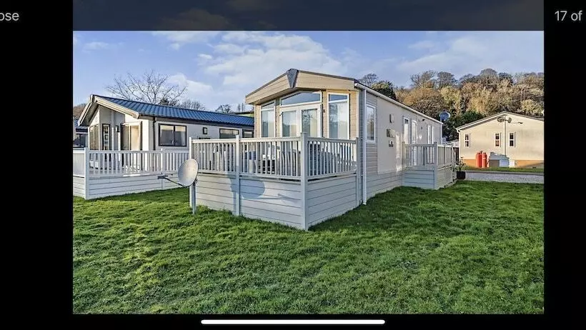 Hotelli Immaculate 2 Bed Lodge In Nr Mevagissey