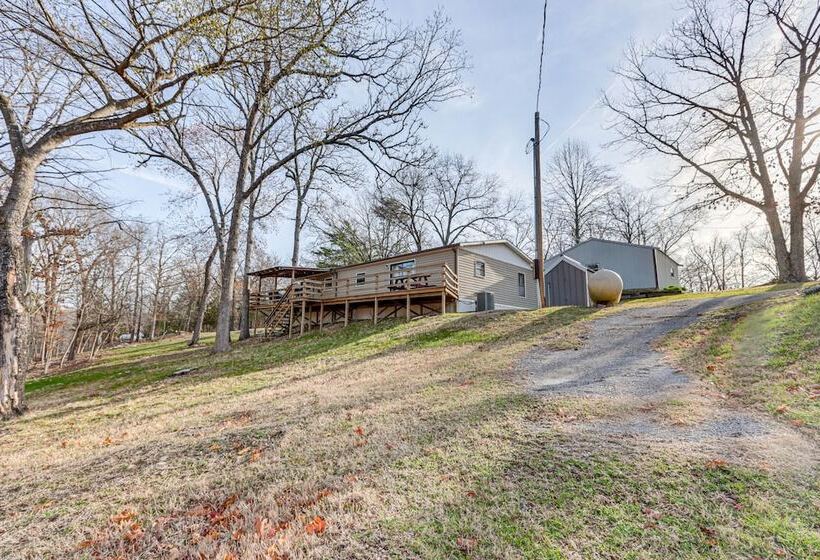 Lakefront Rogers Retreat W/ Grill & Spacious Deck