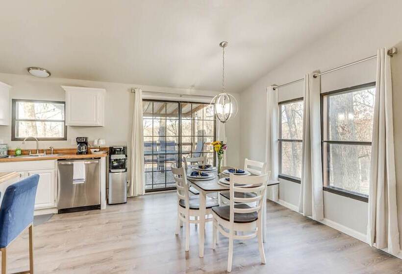 Lakefront Rogers Retreat W/ Grill & Spacious Deck