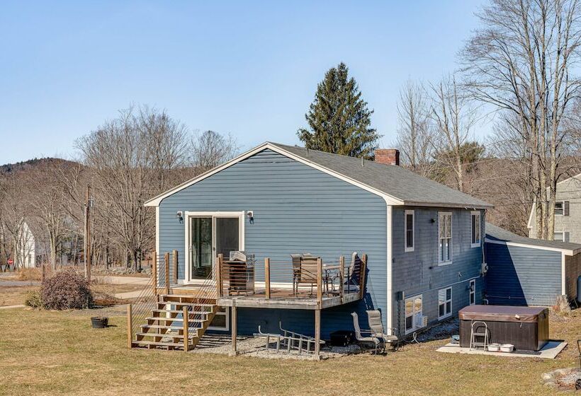 Over Andover  Retreat W/ Hot Tub: Walk To Lake!