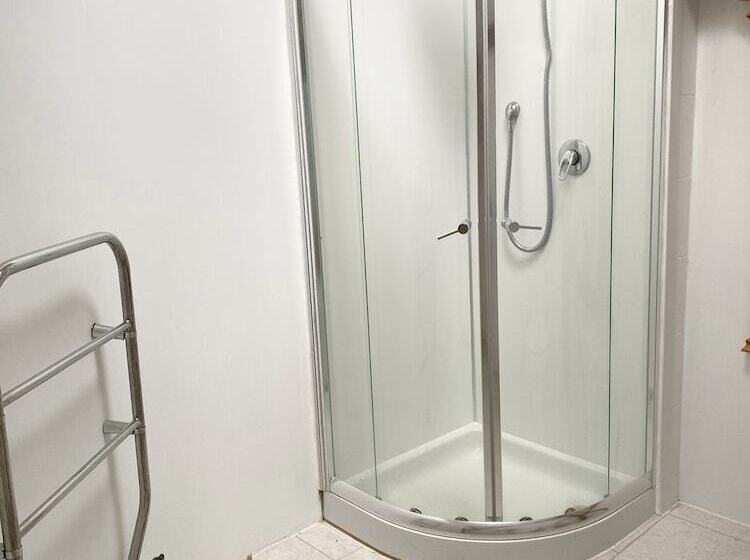 ペンション The Barn Stoaches Farm