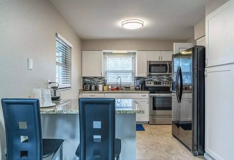ペンション Zenhomes In Tampa Near Usf