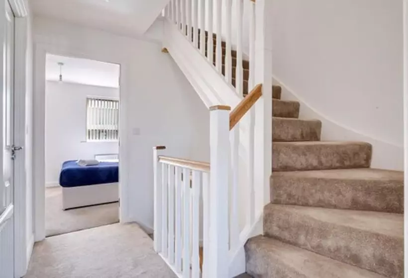 Residenssi 3bed House For Contractors/large Group Sleep Upto9