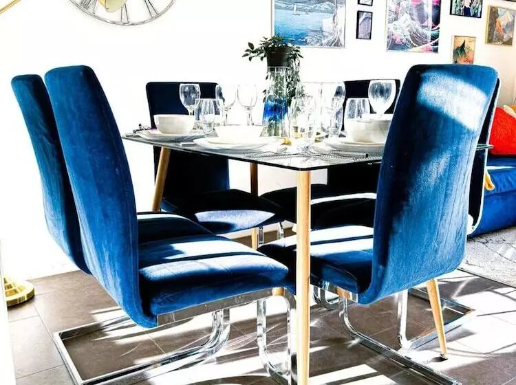 Residenssi 3bed House For Contractors/large Group Sleep Upto9