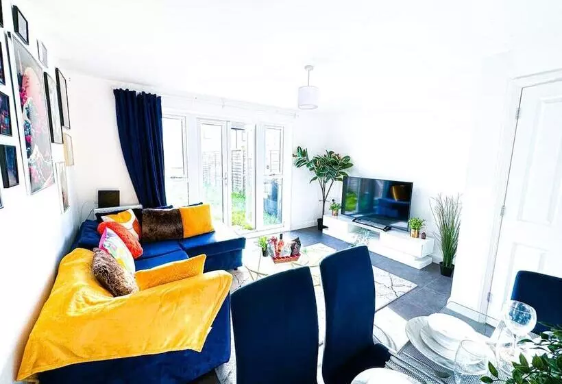 Residenssi 3bed House For Contractors/large Group Sleep Upto9