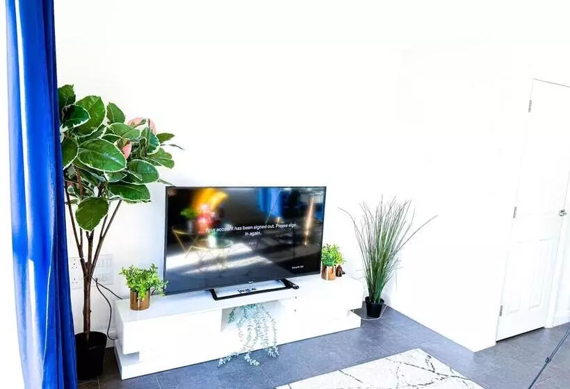 Residenssi 3bed House For Contractors/large Group Sleep Upto9