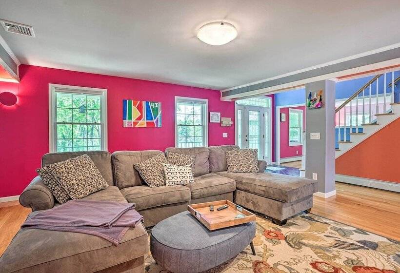 Spacious Hudson Valley Gem On Private 2 Acres!