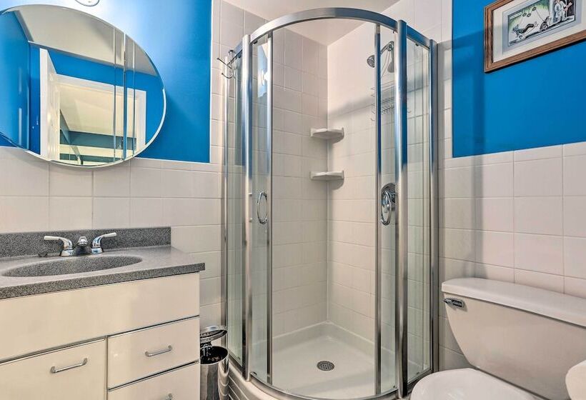 Spacious Hudson Valley Gem On Private 2 Acres!