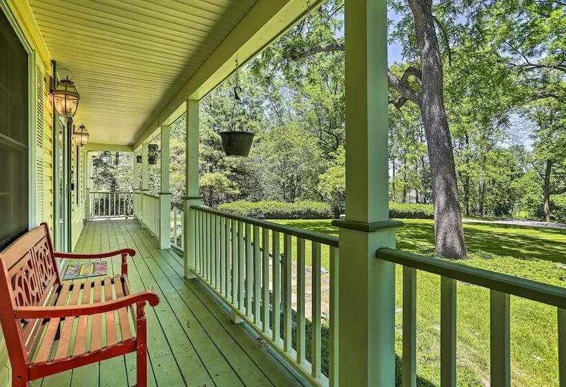Spacious Hudson Valley Gem On Private 2 Acres!