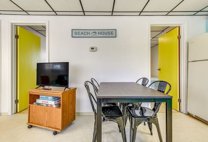 Sunset Bay Cottage: Walk To Lake Erie & Beach!